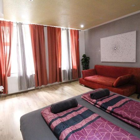 Private Triple Bedroom Rf1 Вена Экстерьер фото