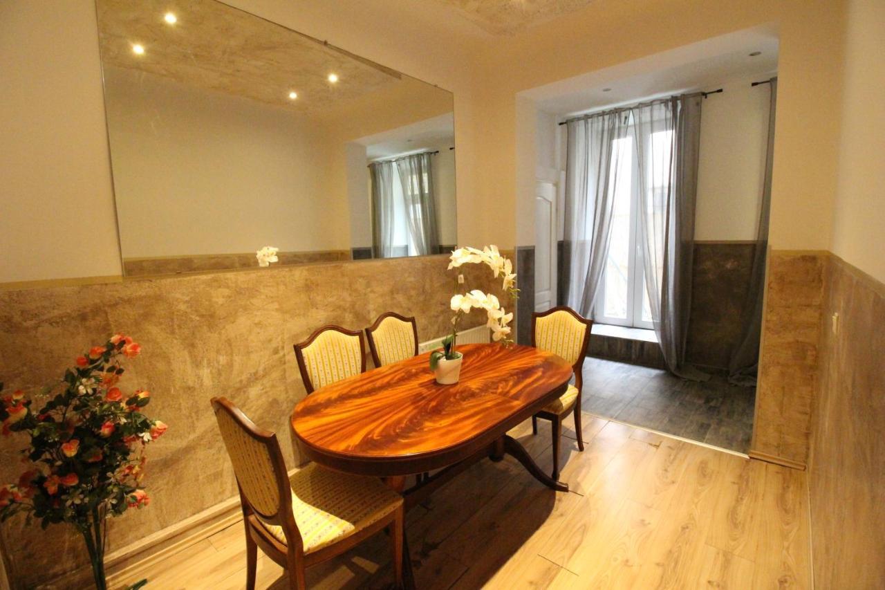 Private Triple Bedroom Rf1 Вена Экстерьер фото