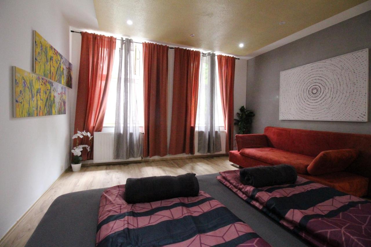 Private Triple Bedroom Rf1 Вена Экстерьер фото